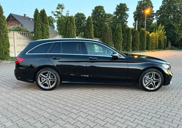 Mercedes-Benz Klasa C cena 137760 przebieg: 135000, rok produkcji 2019 z Rakoniewice małe 254